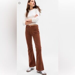 NWOT GAP 70’s flare jeans pant chestnut brown Corderoy 6 28 Caroline Kennedy